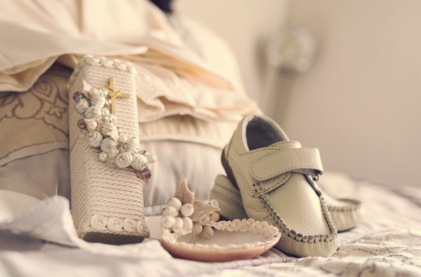 Vestido de Batizado: Como Escolher o Look Completo